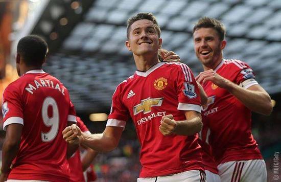 表現不僅鞏 表現不僅鞏